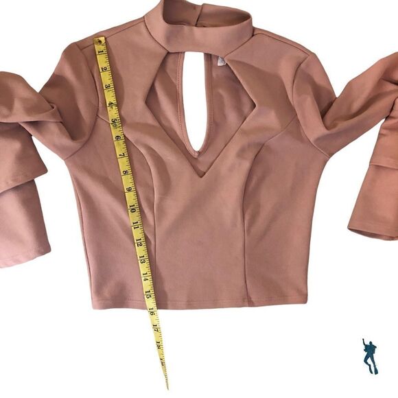 A shady mauve cropped blouse - Picture 7 of 8